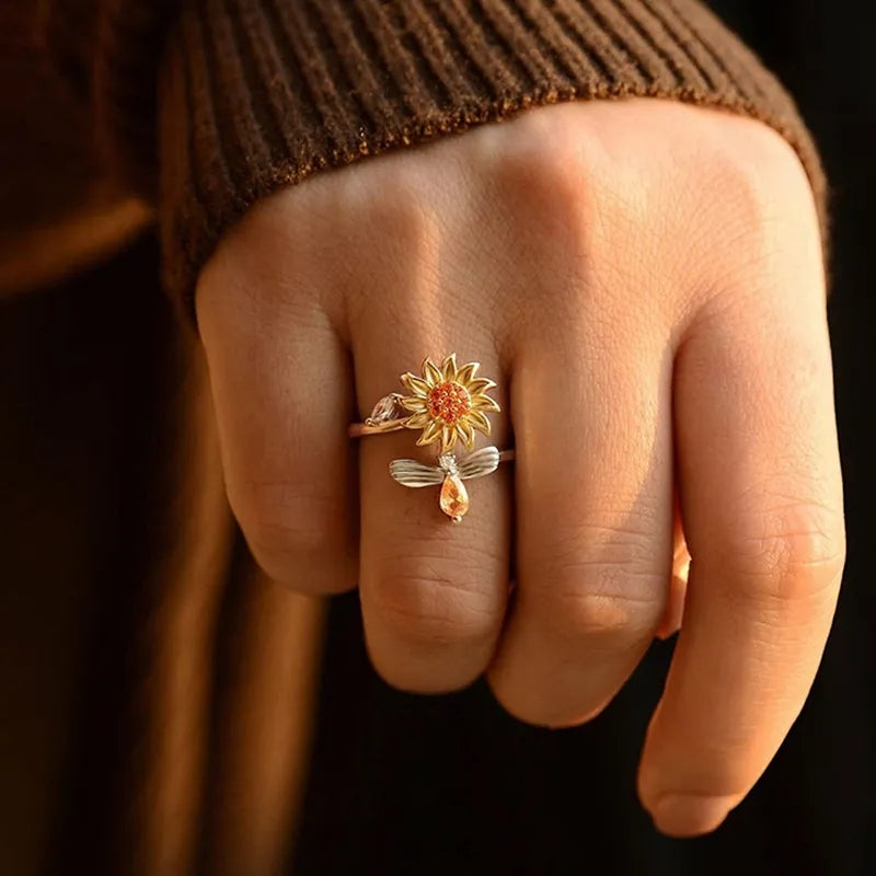 Spinner Sunflower Ring - خاتم عباد شمس متحرك